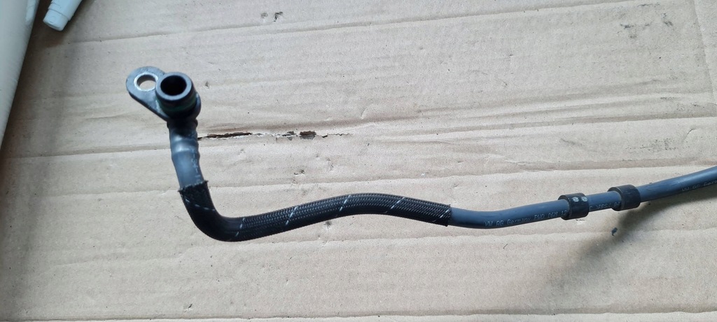 фото №5, S4 b9 8w a4 шланг трубка вентиляционная 3.0 tfsi 06m121692ac s5 8w sq5