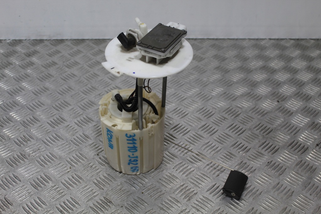 фото №1, Насос топлива kona 31110-j9200