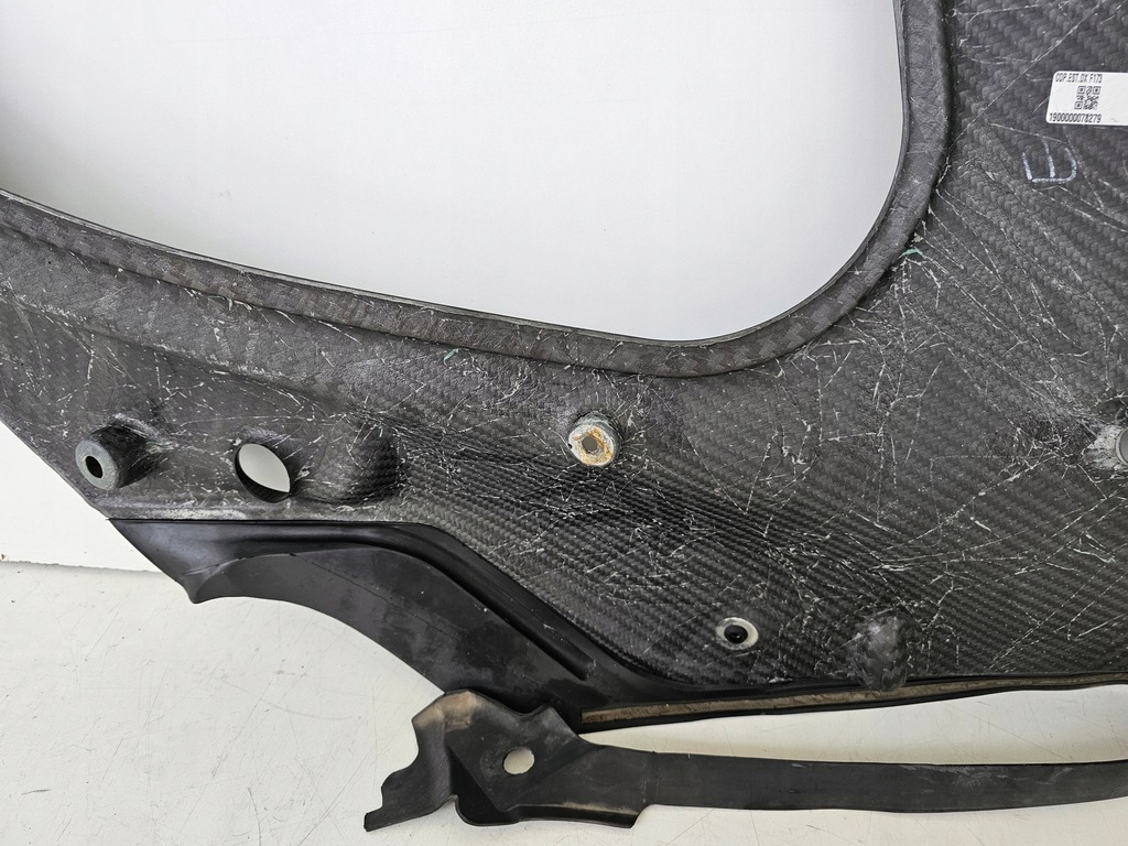 фото №7, Ferrari sf90 stradale f173 жабо корпус карбон