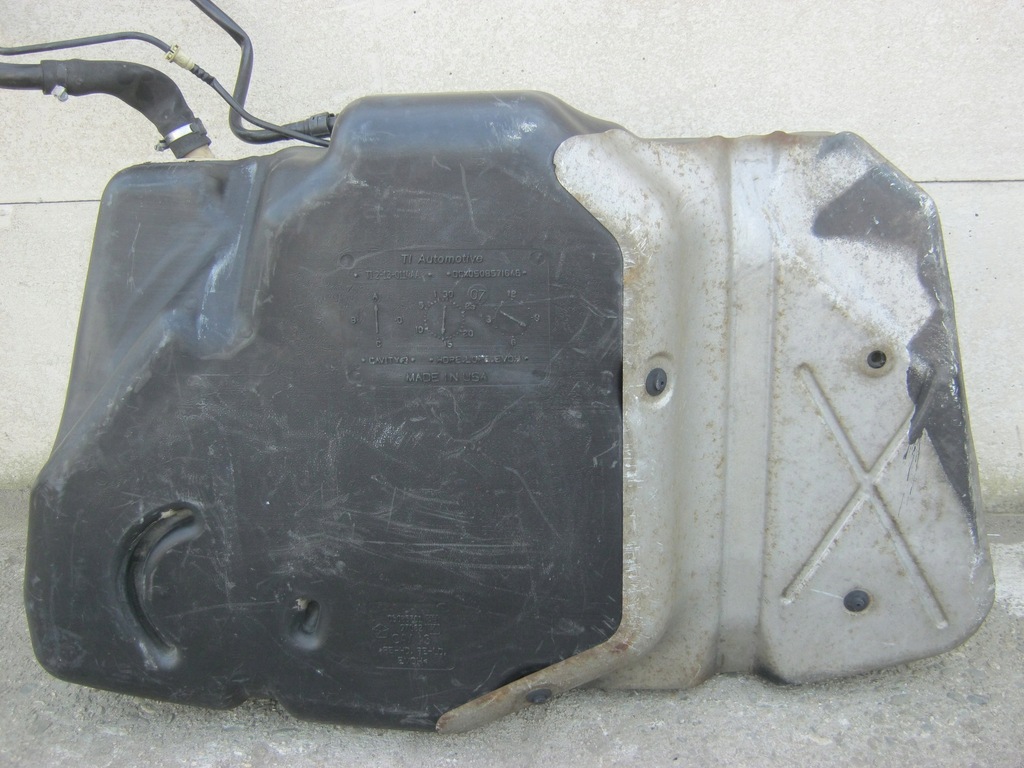 фото №8, Бак топлива bak chrysler sebring iii 2.0