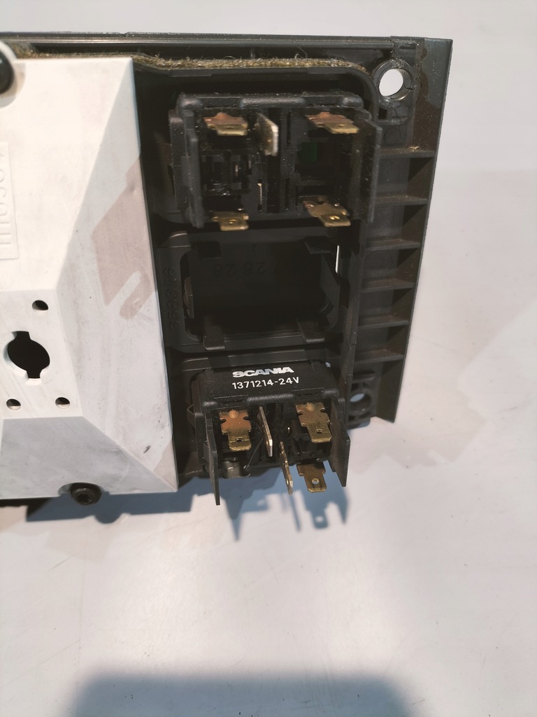 фото №9, Панель перемикач решітка обдув scania 4 114 124