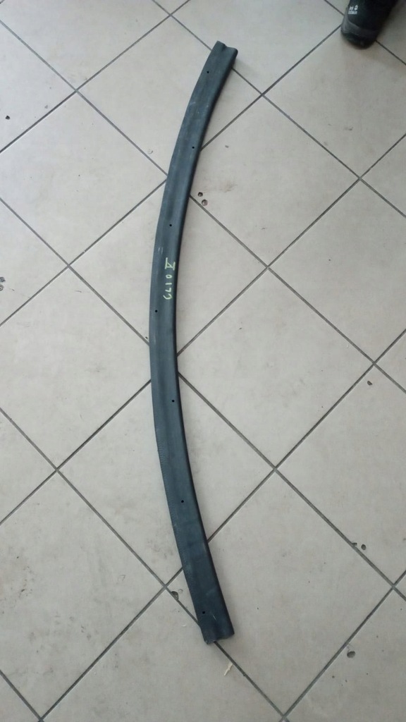 фото №1, Прокладка жабо renault clio v jak nowa