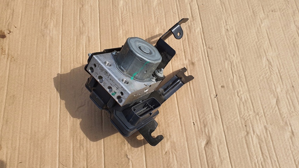 фото №1, Насос abs dacia duster ii 476602738r