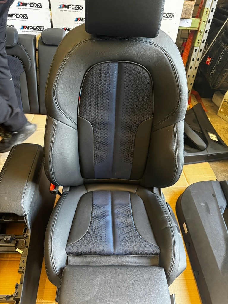 фото №7, Bmw 1' f40 сиденья салон mpakiet полный сиденья обивка подогрев