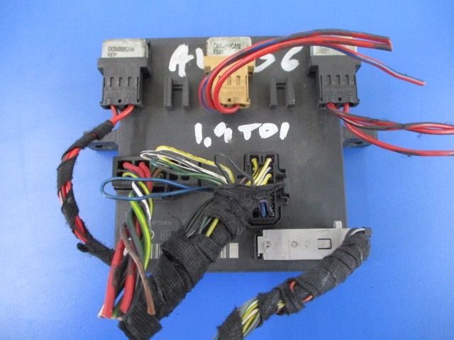 фото №6, A4 b6 коробка предохранителей света 8e0907279e