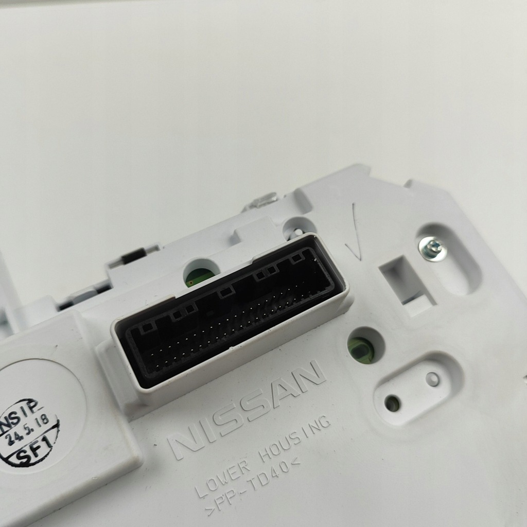 фото №7, Nissan leaf ii ze1 2018 счетчик / спидометр