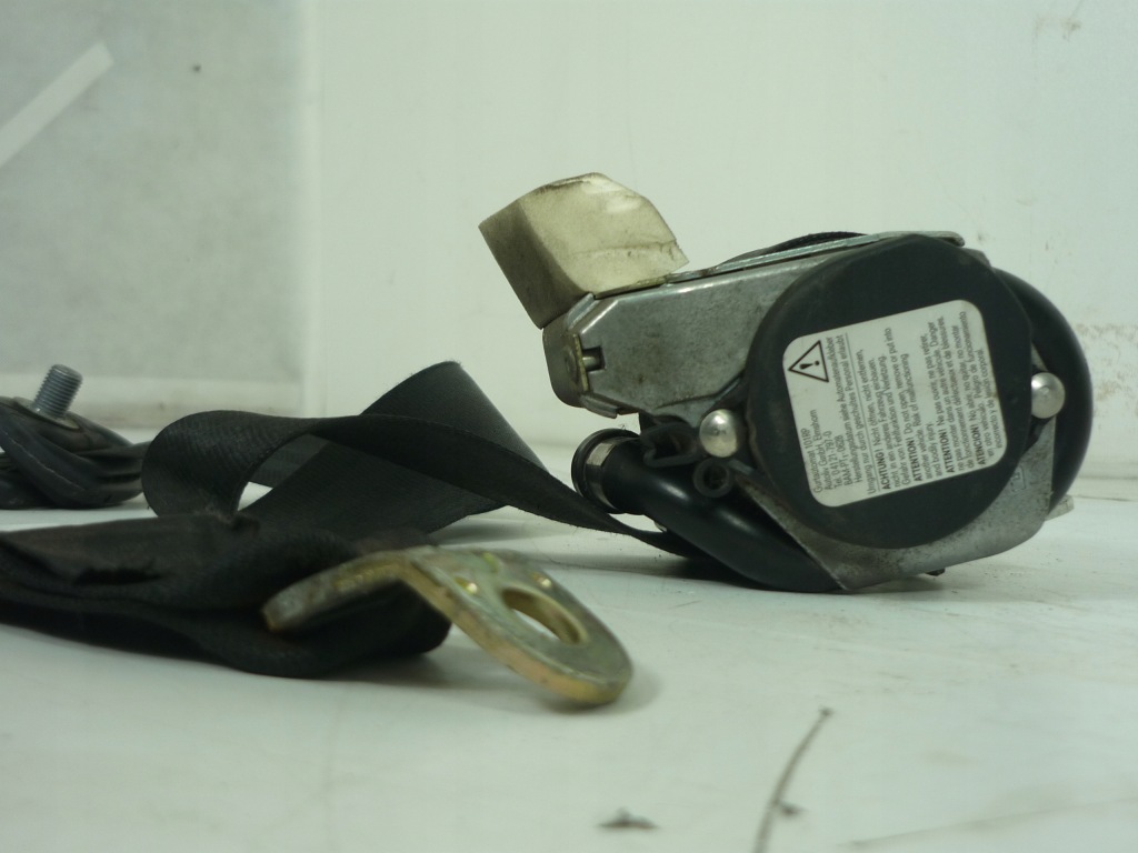 Купити Ремінь безпеки правий перед 60203560 skoda octavia ii