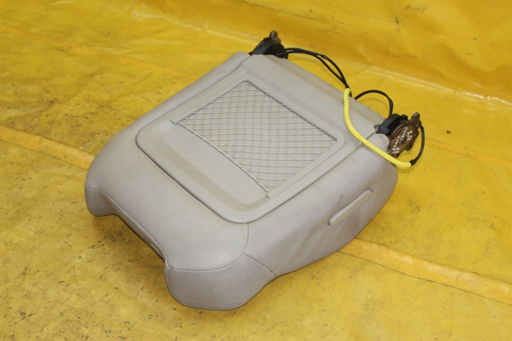 фото №7, Спинка сидіння правий перед legacy iv kombi підігрів