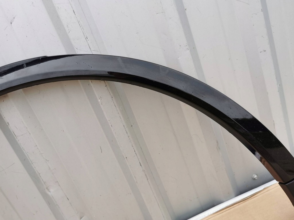 фото №6, Porsche cayenne iii 9y3 9y coupe молдинг na крыло правый задняя 9y3854732a