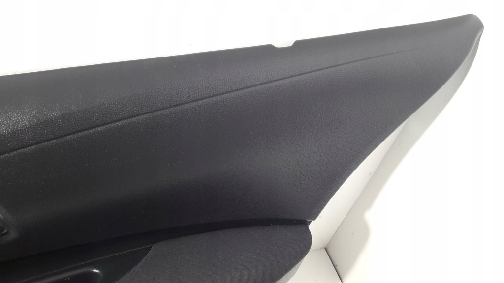 фото №7, Toyota corolla e210 e21 обшивка двері правий задній 67613-x1g02 et37