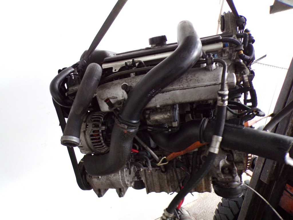 Двигун volvo c70 1 v70 2 s60 1 s70 2.3 turbo b5234t3 монтаж комплектний Ціна