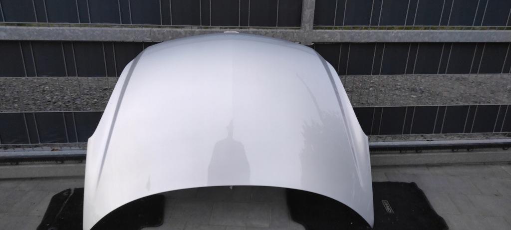 Капот кришка двигуна opel corsa d z157 без  іржа ! Оригінал