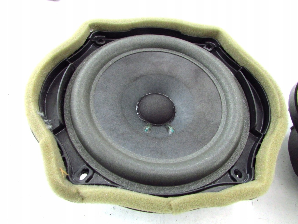 фото №5, Mazda 3 bk cx7 динамик дверь bose br8w66960a