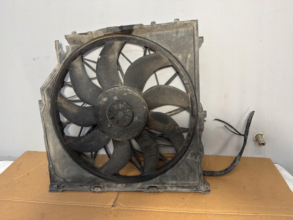 Вентилятор радиатора bmw x3 e83 2003 - 2006 75789022 в Украине