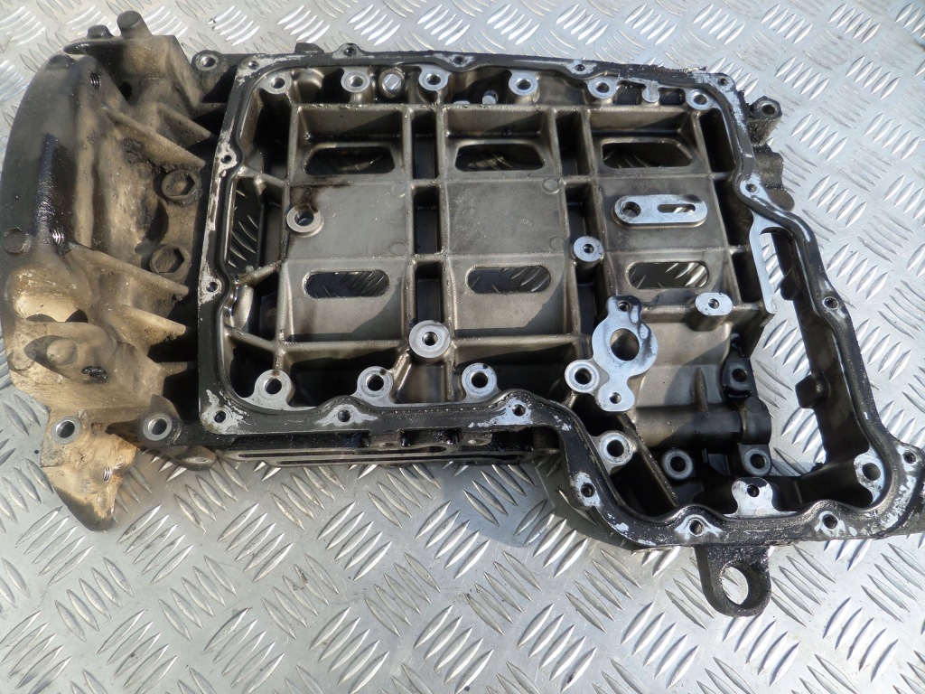 Купить Основание картера масляный ford transit mk8 2,2 привод na задний  двигатель cyr5