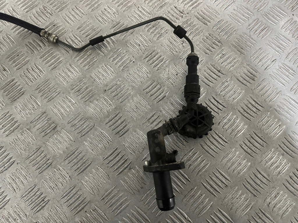 Lancia delta iii 1.6 jtd шланг трубка цилиндр сцепления fm277001 Киев