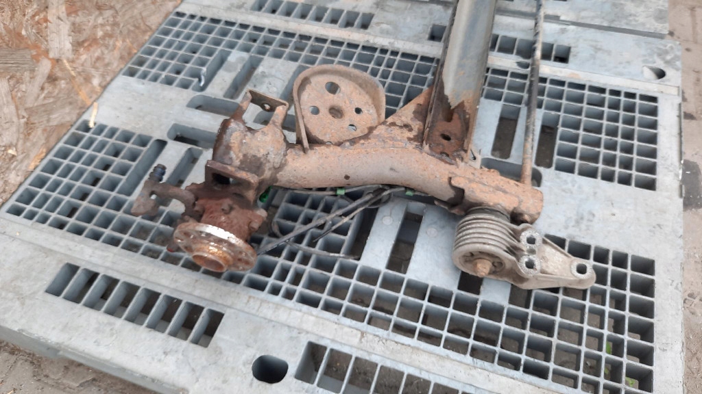 фото №10, Балка підвіска задня audi a6 c5 1.9 tdi sedan