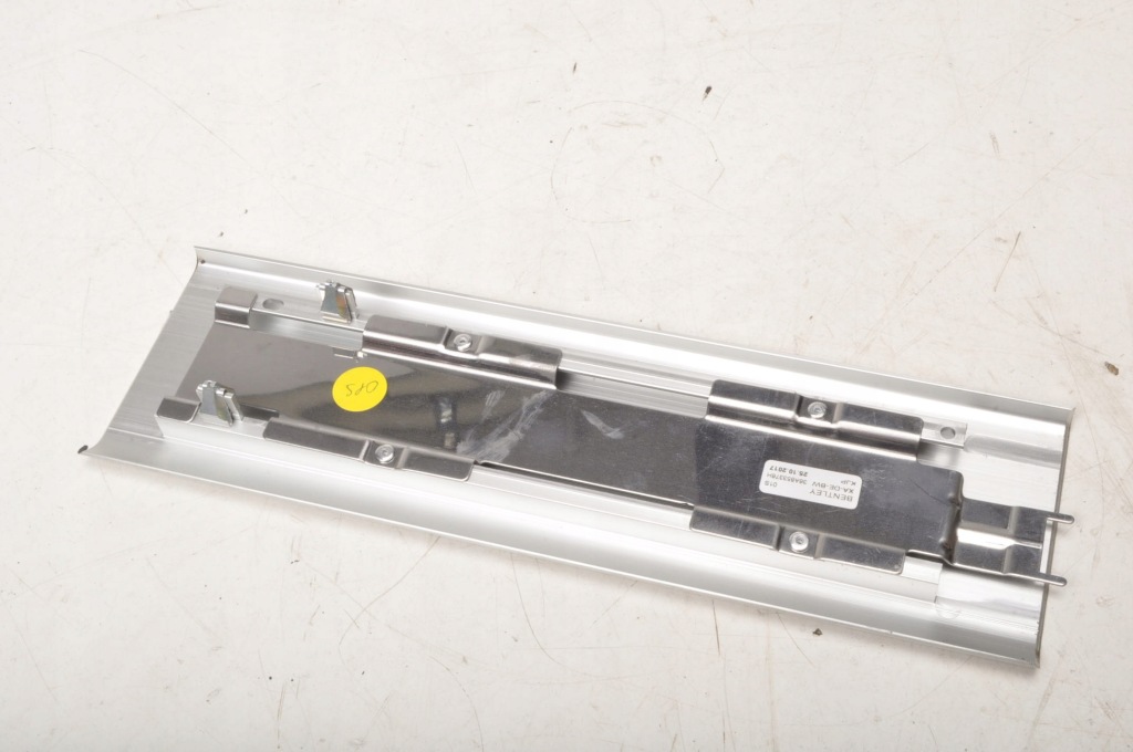 Bentley bentayga молдинг поріг l999 36a853376h Зі Шроту