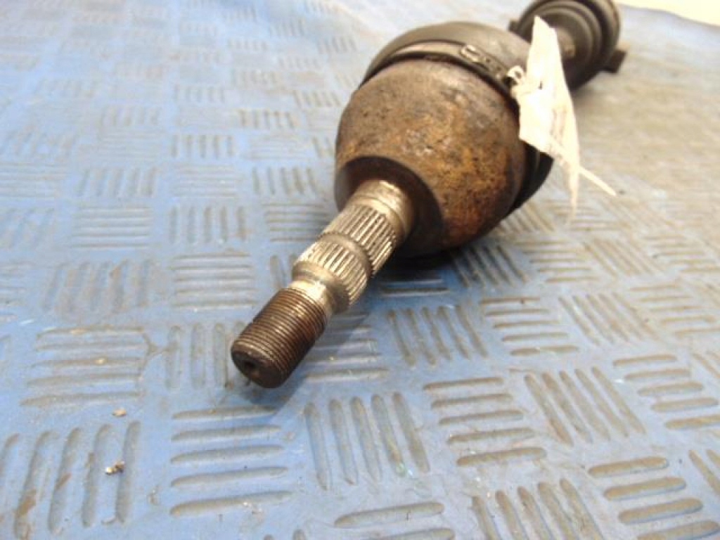 Opel astra h 1.9cdti приводной вал левая 13256906 с Разборки