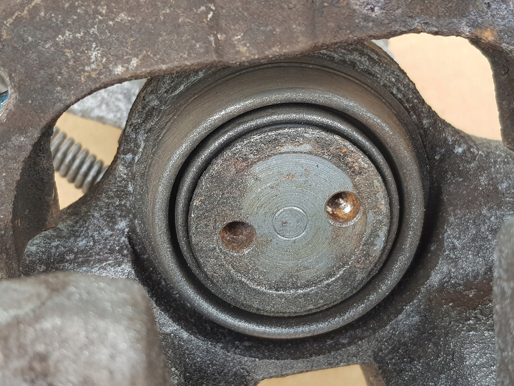 фото №14, Суппорт тормозной + скоба правый задняя / opel vectra c signum / проверенный