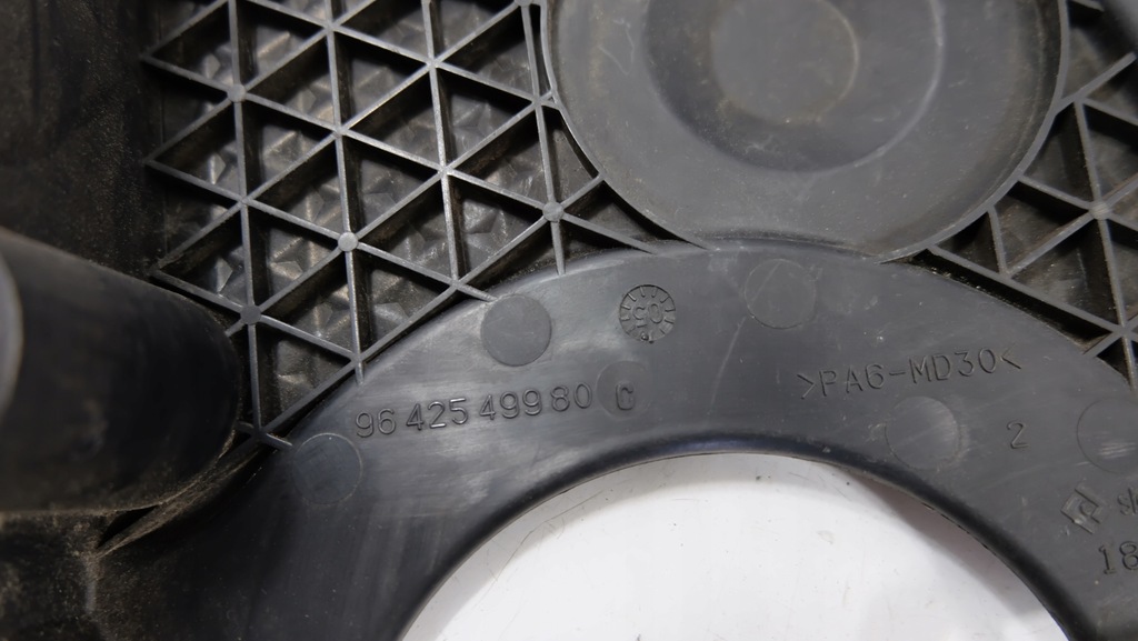 фото №7, Peugeot 407 2.0 hdi корпус распределительного вала