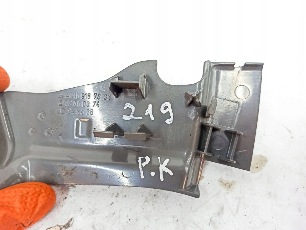 фото №12, Mercedes-benz cls c219 2005 перед сторона левая сиденья, сиденье