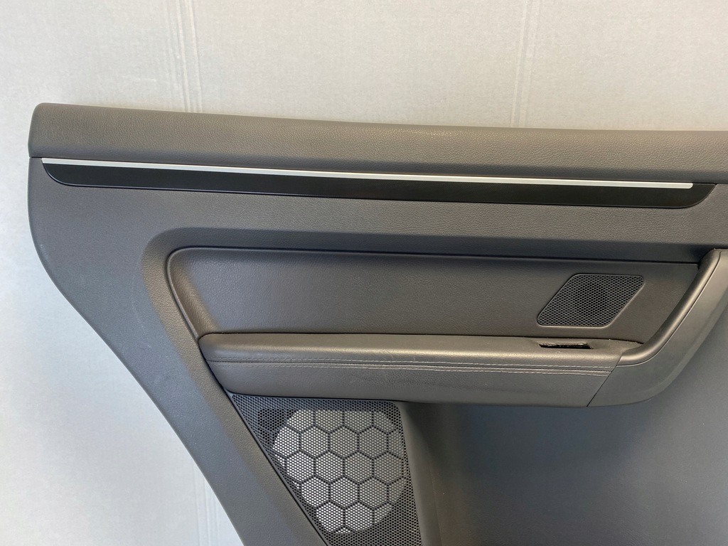 фото №11, Vw touran обивка обшивка левый задняя кожа czarna 1t0867211 sonavox