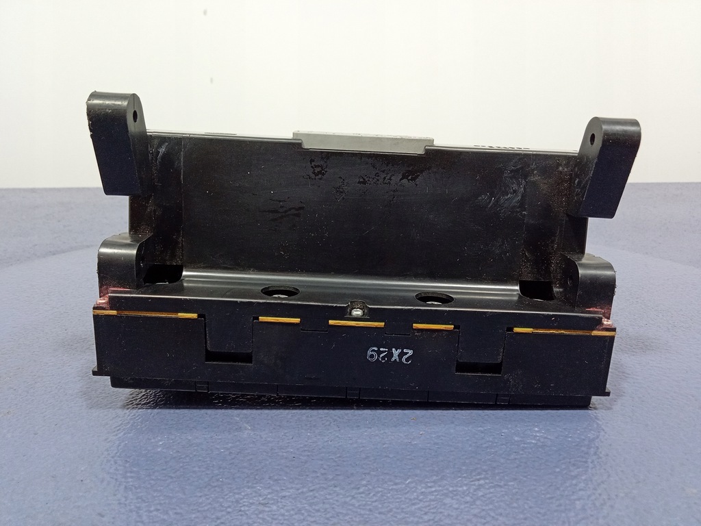 фото №5, Nissan x-trail i t30 панель кондиционера 275008h802