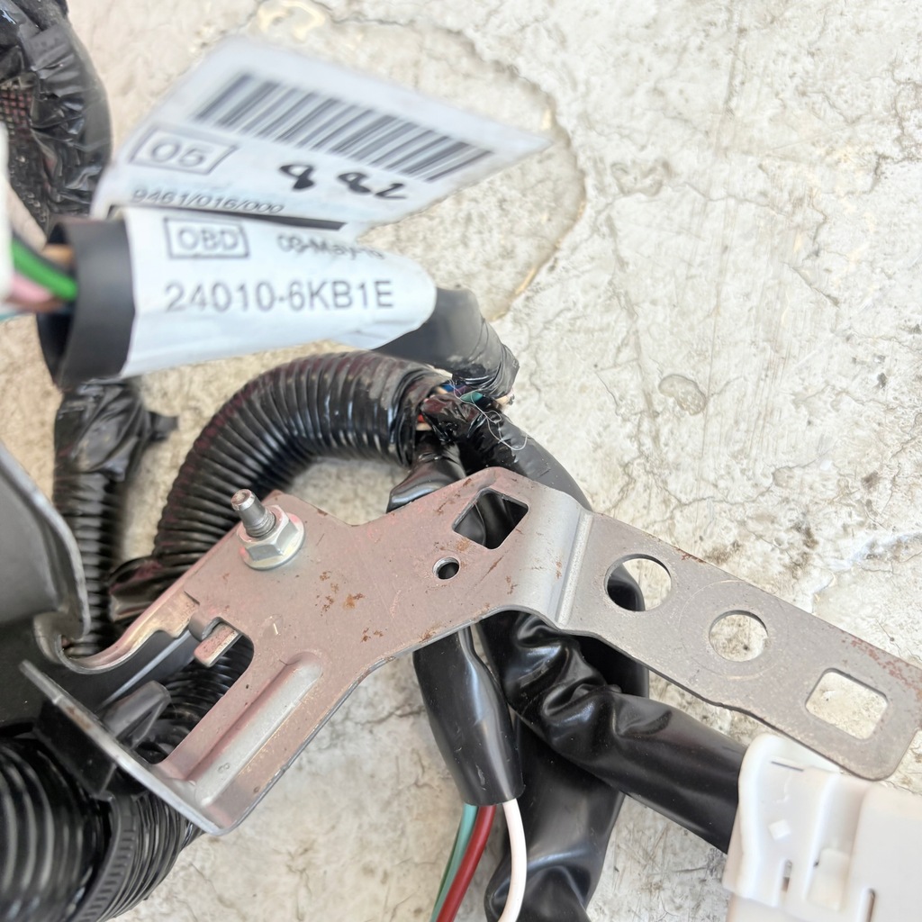 фото №7, Каркас консоли электропроводка nissan navara d23 2.3 dci