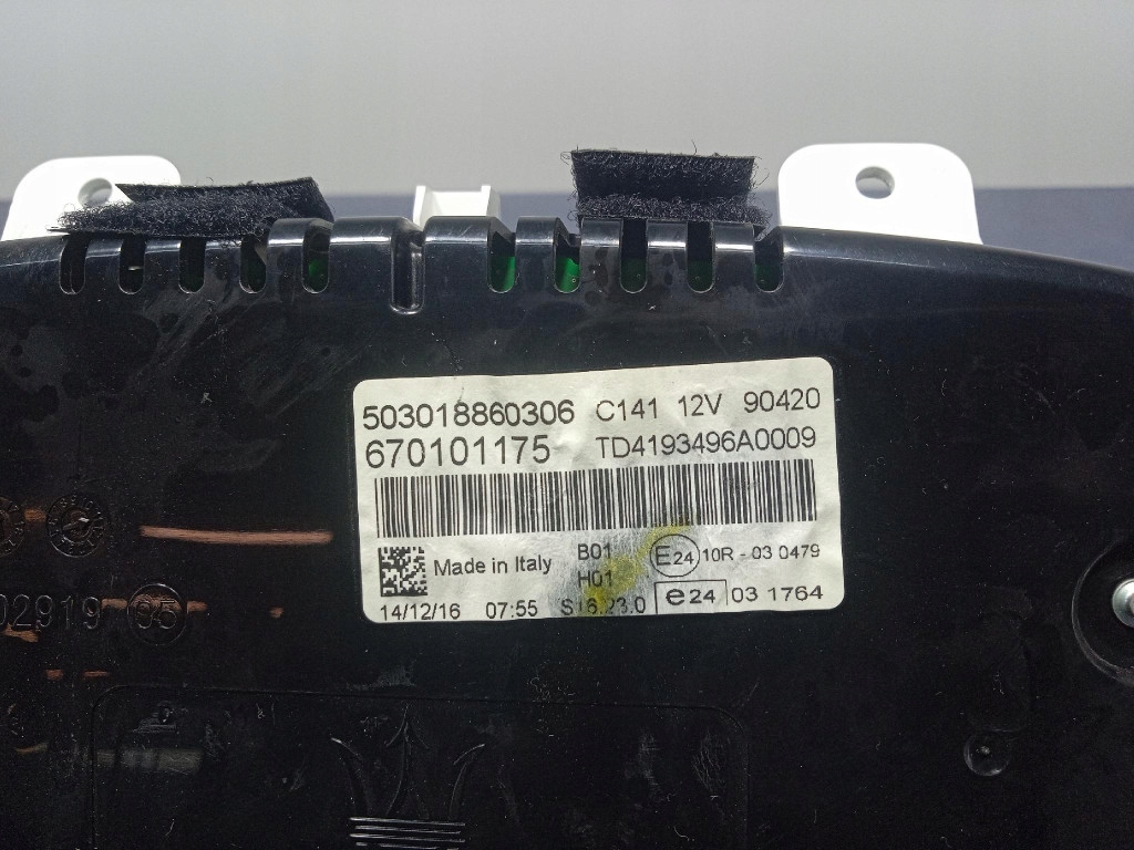 фото №8, Maserati levante 3.0 v6 430km приборы счетчик eu 670101175