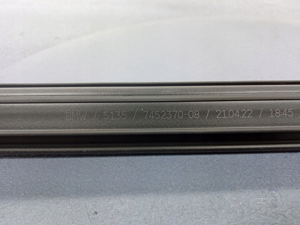 фото №5, Bmw 1 f40 молдинг уплотнитель дверь правый задняя