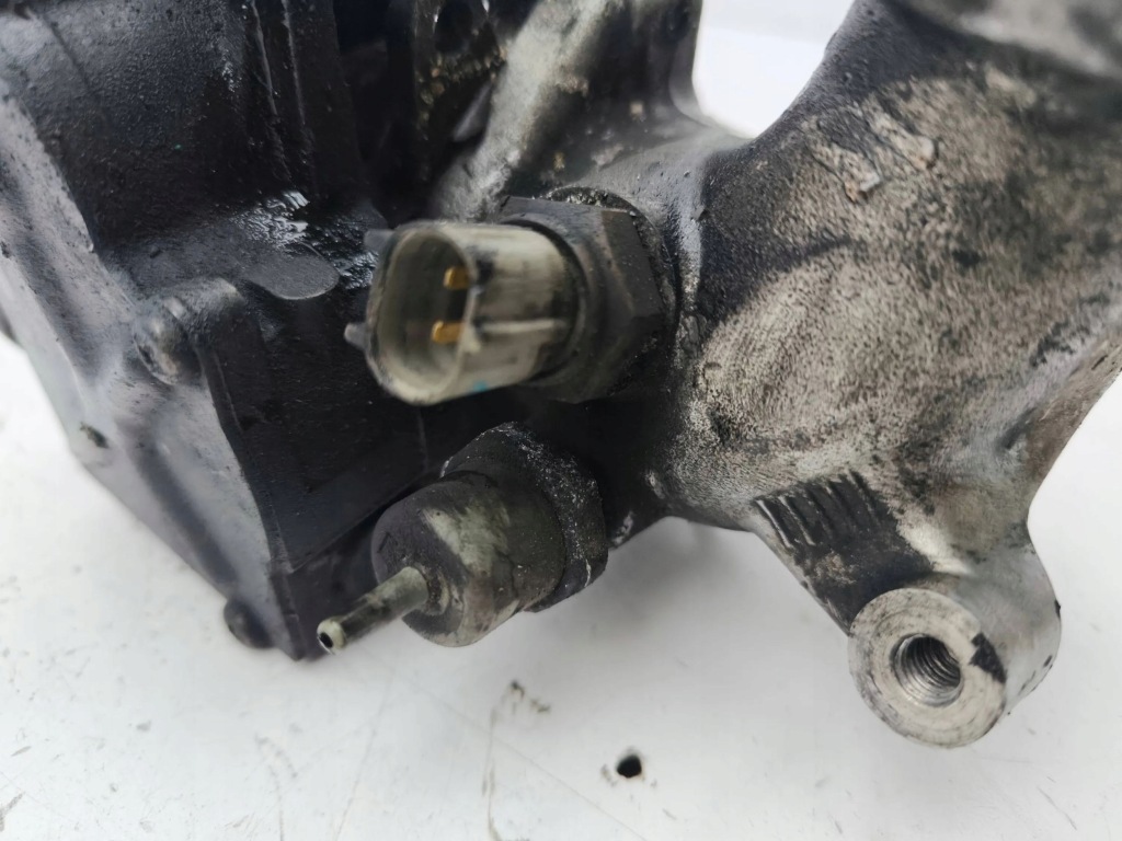 Toyota corolla e120 e130 2003 дроссельная заслонка Киев