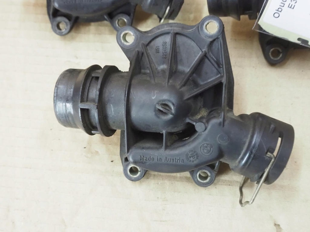 фото №9, Корпус термостата bmw e38 e39 e53 x5 3.0d 2354056