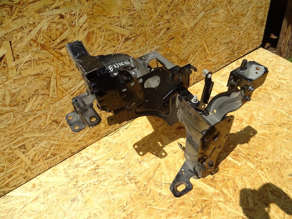 фото №1, Renault scenic iii лонжерон правая