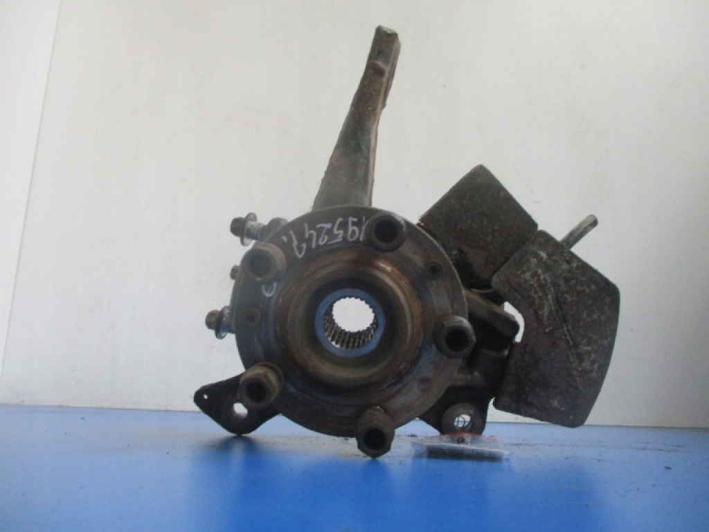 фото №7, Peugeot 407 i 1.8 16v 125km поворотный кулак ступица левая 6fy ew7a