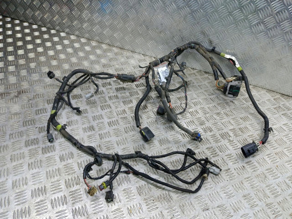 Купить Жгут электропроводка поперечина перед tesla model s 1004557-01-h