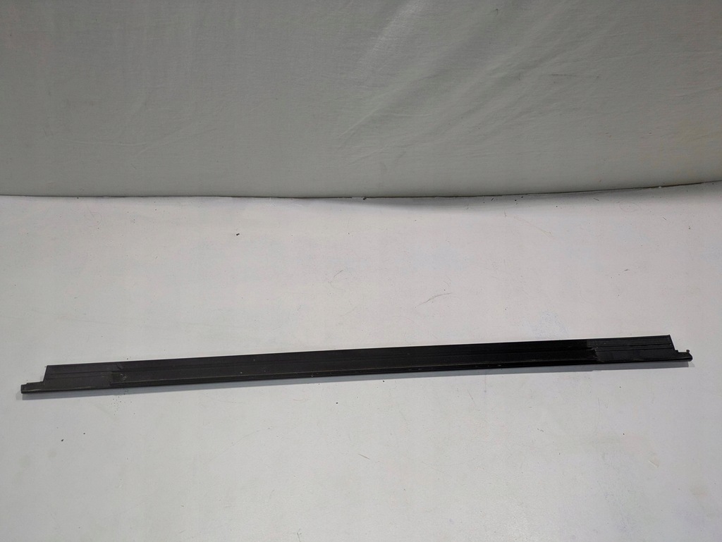 фото №5, Bmw x1 u11 задняя левая молдинг дверь задних 9451523