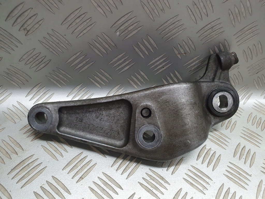 фото №1, Кронштейн кронштейн коробки opel corsa e 1.3 cdti