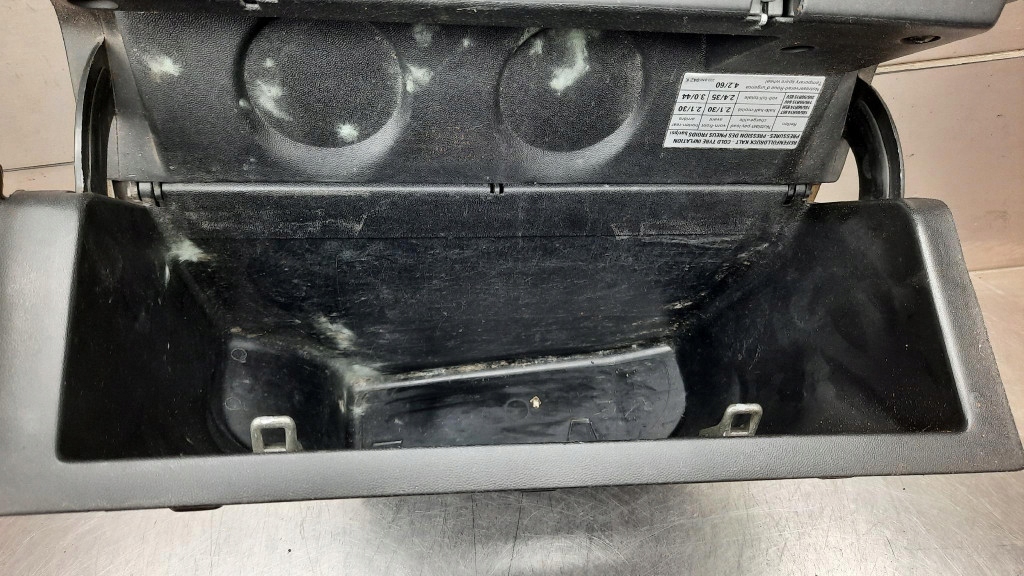 фото №7, Бардачок пасажира volkswagen passat b3 1.8b 90r