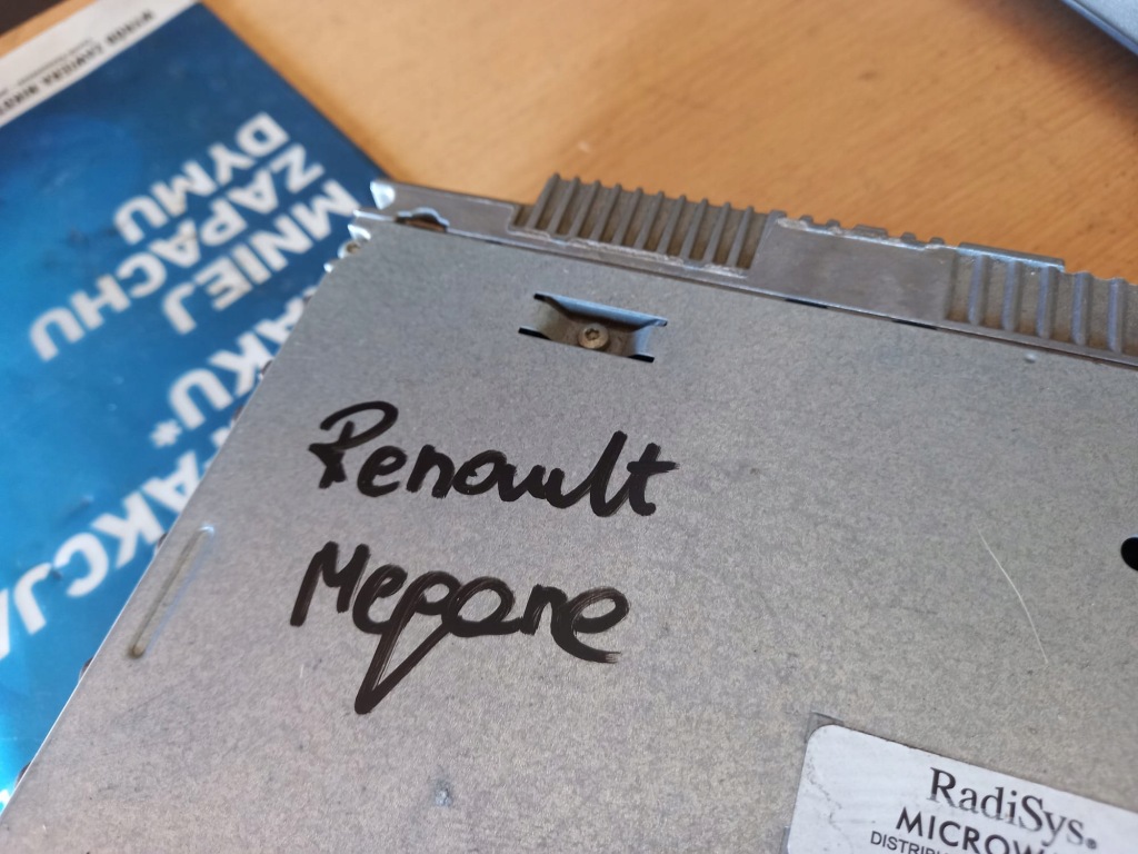 фото №4, Renault megane ii lift радио навигация 8200796845