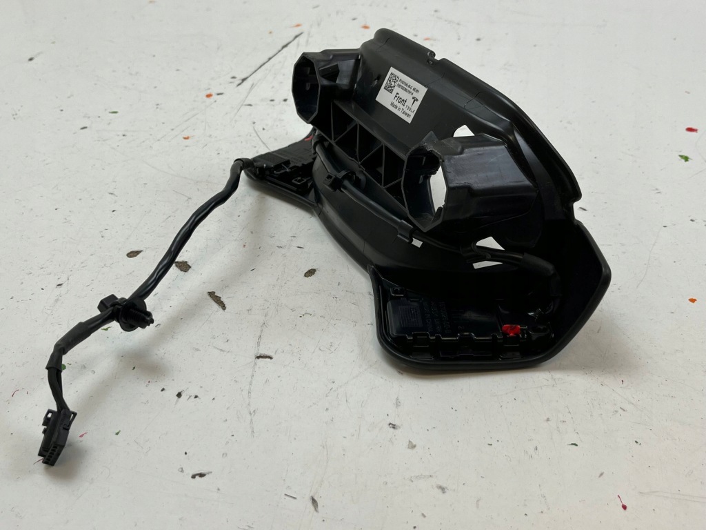 2023 tesla model s другая часть салона 162124200c Недорого