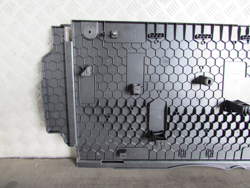 фото №6, Пол багажника audi a6 c8 18-23r 4k8863373