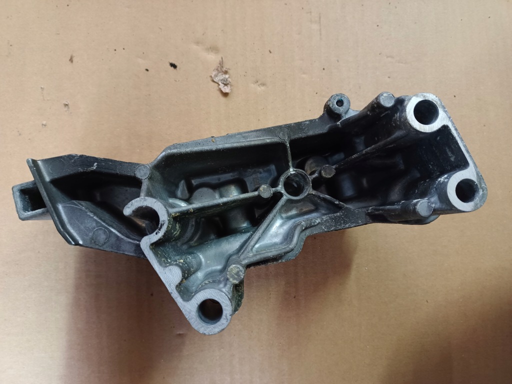 фото №6, 036199275ae кронштейн двигуна bxw 1.4 seat leon ii