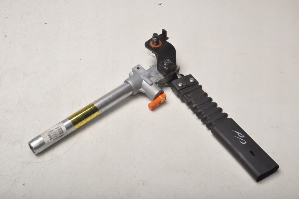 фото №3, Hyundai ix35 натяжитель поперечина безопасности правый