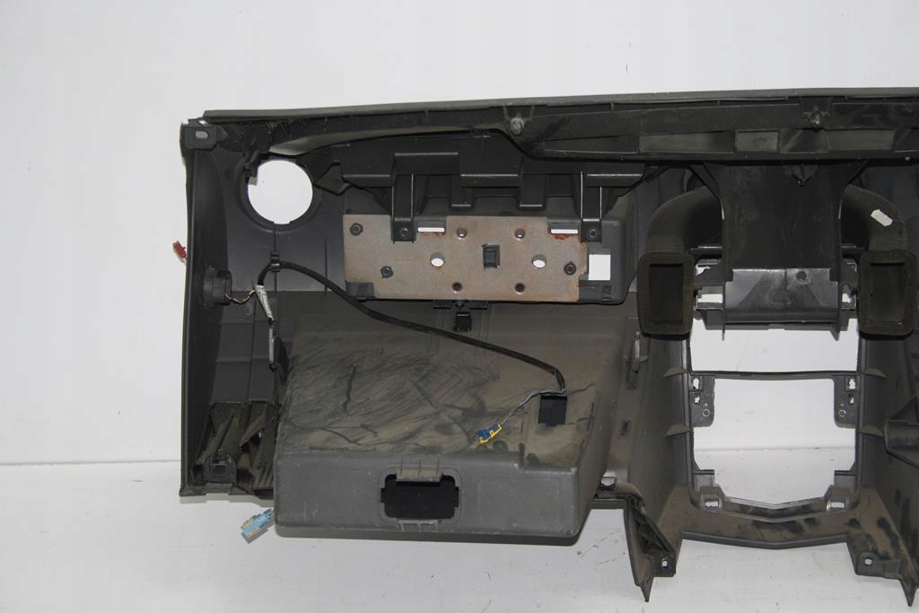 фото №12, Панель приладів приладова dacia logan mcv 06-09r