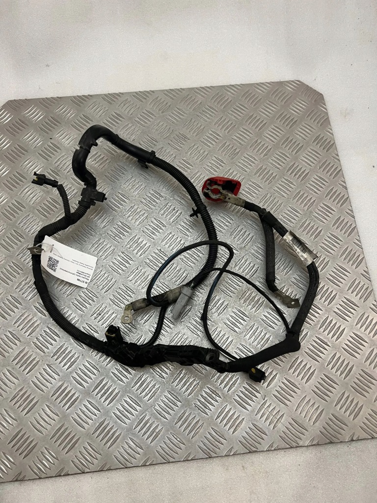 Peugeot 5008 2 2017 plus / клема / шланг акумулятор 9826521880 Оригінал