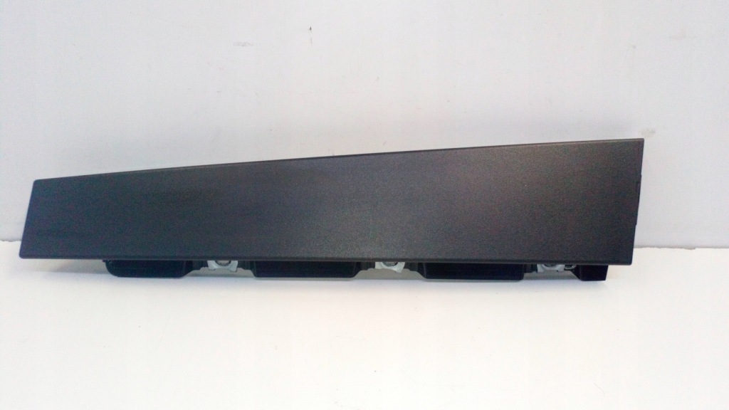 фото №1, Citroen c3 iii молдинг стойка дверь правый задняя 9813248180