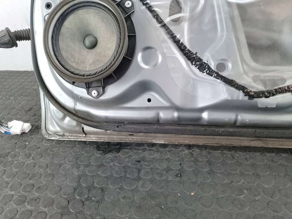 фото №3, Двері перед правий toyota yaris ii 1f8