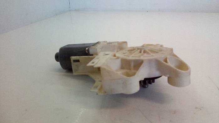 фото №6, Моторчик скло лівий перед ford focus mk2 2006r.