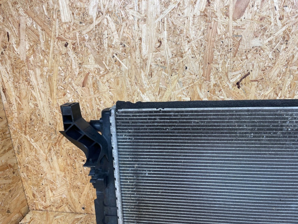 Радиатор воды bmw f39 f40 f45 f48 mini f55 f56 f57 f60 7644879 с Разборки